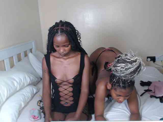 ItsYaGirlPookie webcam