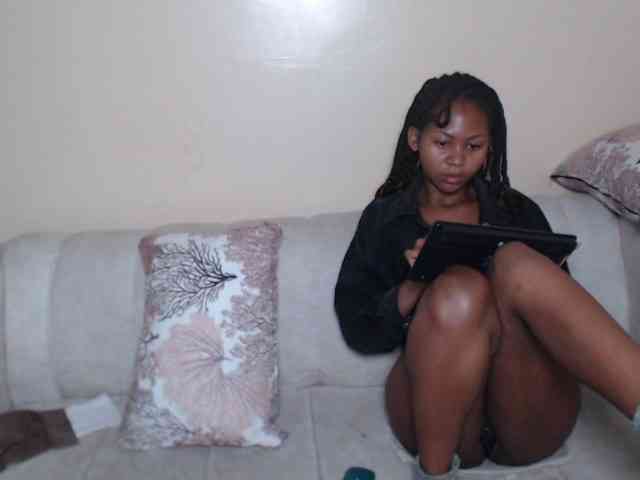 ItsYaGirlPookie webcam