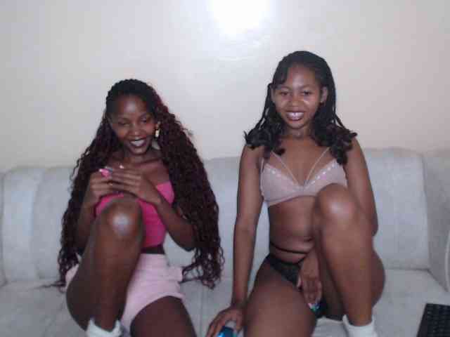 ItsYaGirlPookie webcam