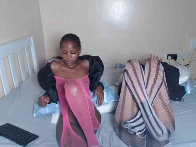 ItsYaGirlPookie webcam