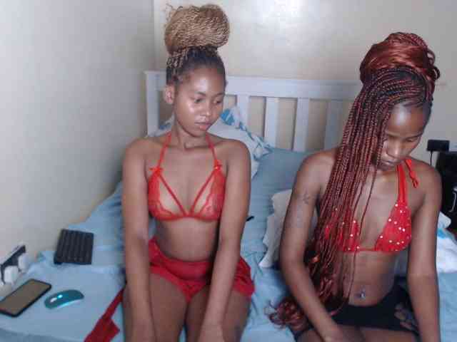 ItsYaGirlPookie webcam