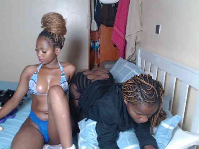 ItsYaGirlPookie webcam