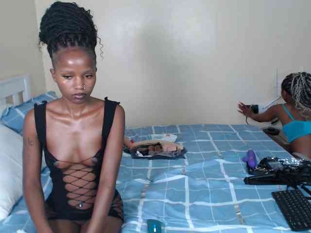 ItsYaGirlPookie webcam