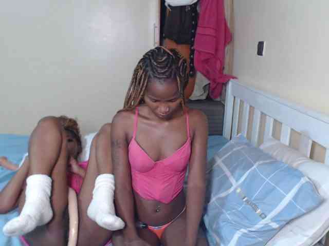 ItsYaGirlPookie webcam