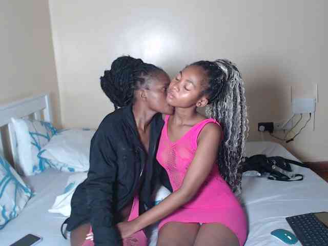 ItsYaGirlPookie webcam