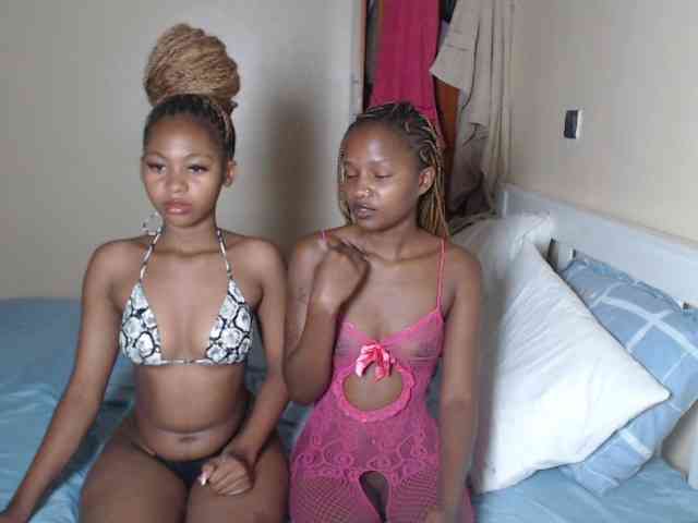 ItsYaGirlPookie webcam