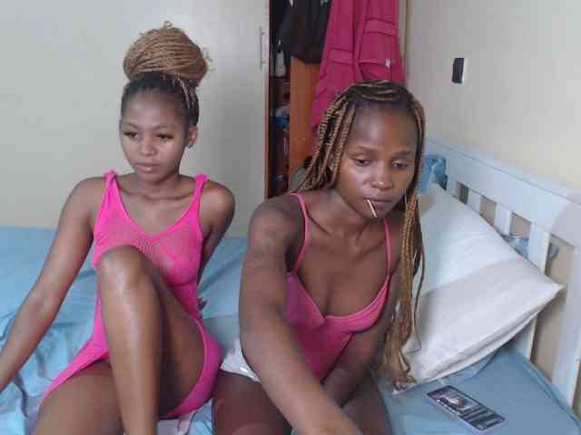 ItsYaGirlPookie webcam