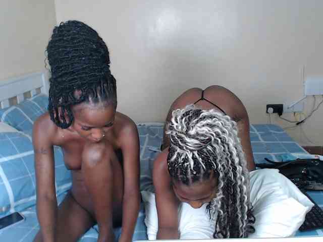 ItsYaGirlPookie webcam