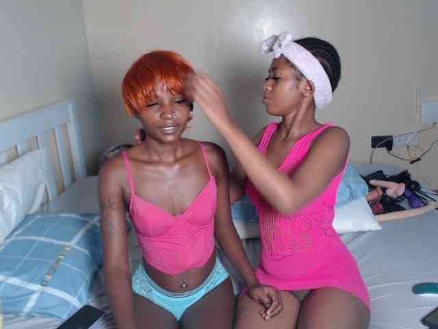 ItsYaGirlPookie webcam