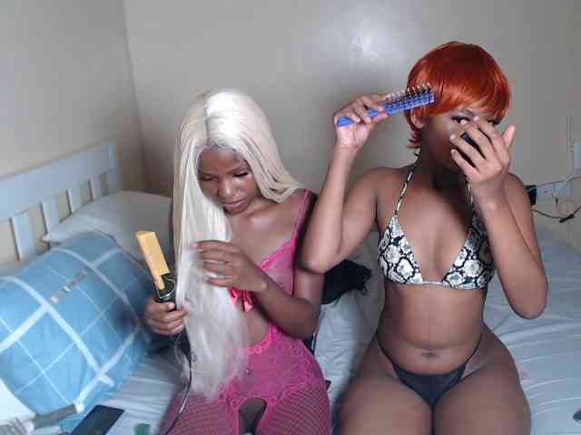 ItsYaGirlPookie webcam