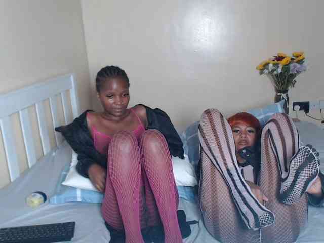 ItsYaGirlPookie webcam