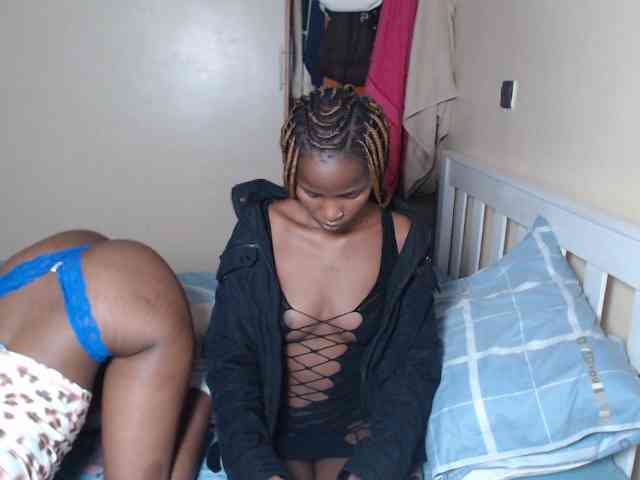 ItsYaGirlPookie webcam