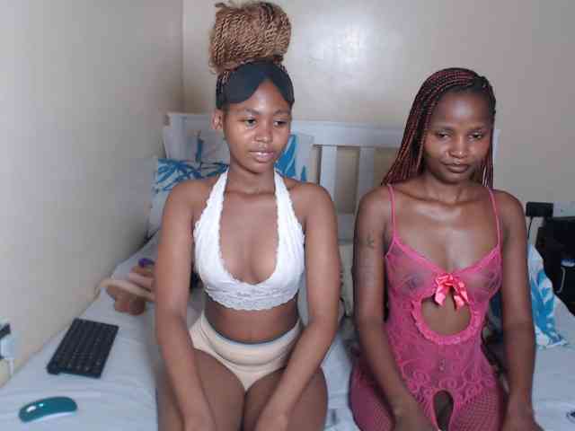 ItsYaGirlPookie webcam