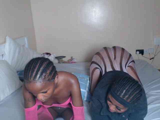 ItsYaGirlPookie webcam