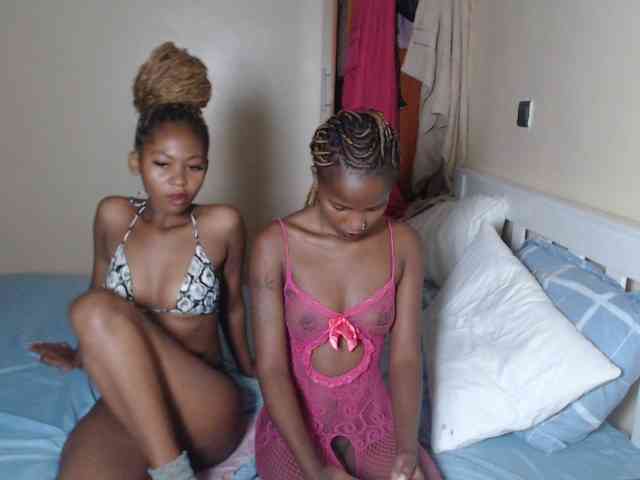 ItsYaGirlPookie webcam