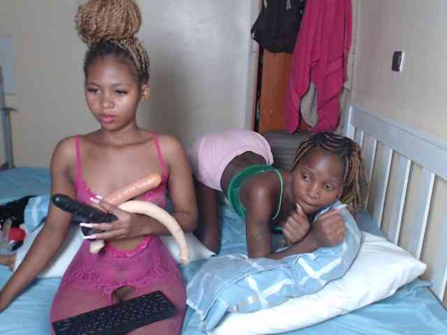 ItsYaGirlPookie webcam