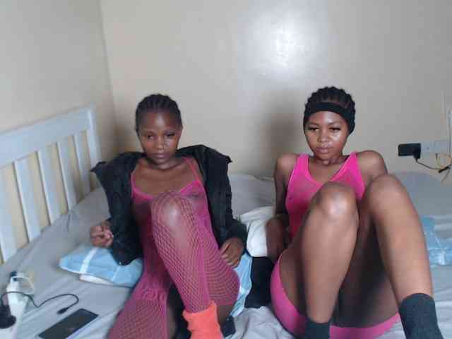 ItsYaGirlPookie webcam