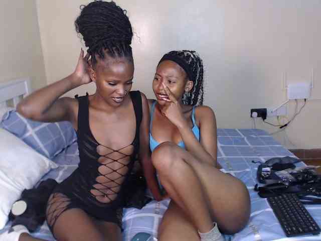 ItsYaGirlPookie webcam