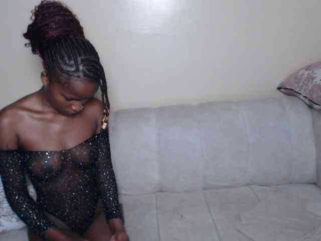 ItsYaGirlPookie webcam