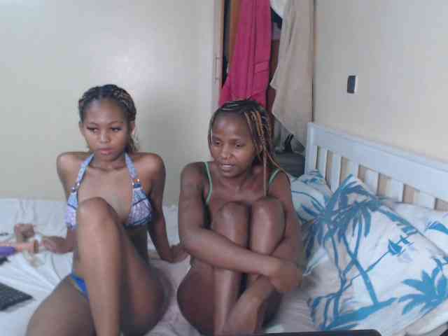 ItsYaGirlPookie webcam