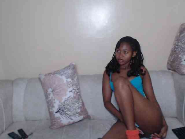 ItsYaGirlPookie webcam