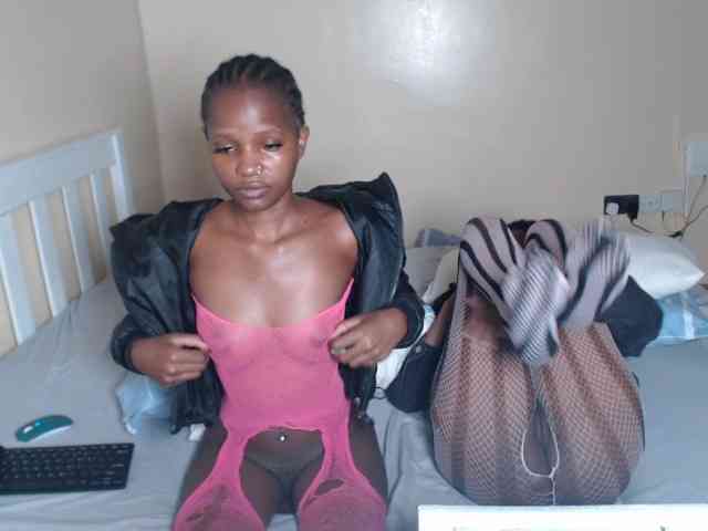 ItsYaGirlPookie webcam