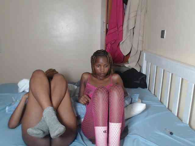 ItsYaGirlPookie webcam