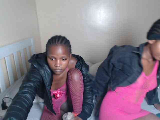 ItsYaGirlPookie webcam