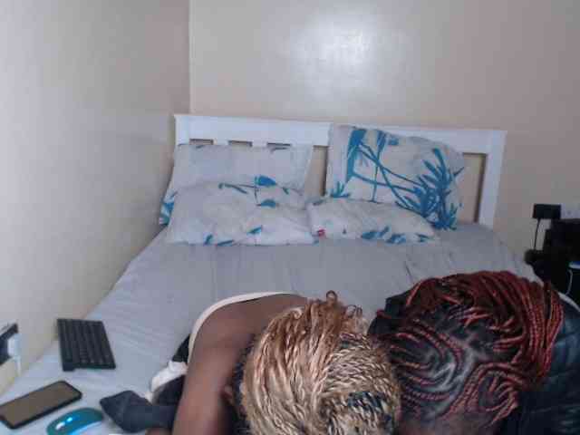 ItsYaGirlPookie webcam