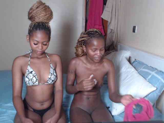 ItsYaGirlPookie webcam