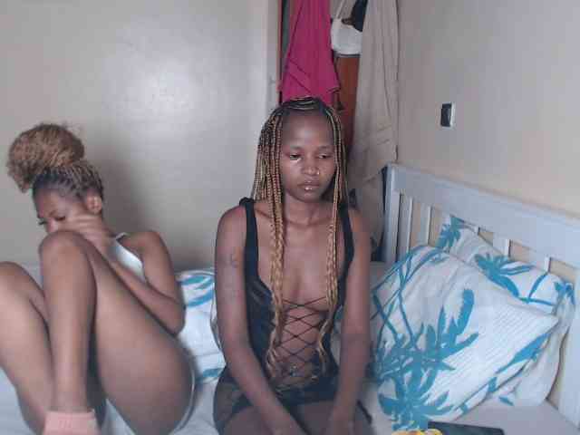 ItsYaGirlPookie webcam