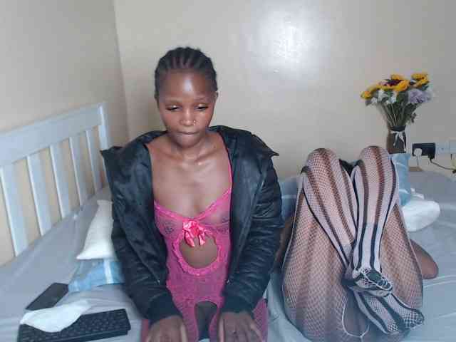 ItsYaGirlPookie webcam