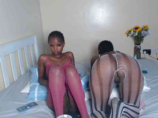 ItsYaGirlPookie webcam