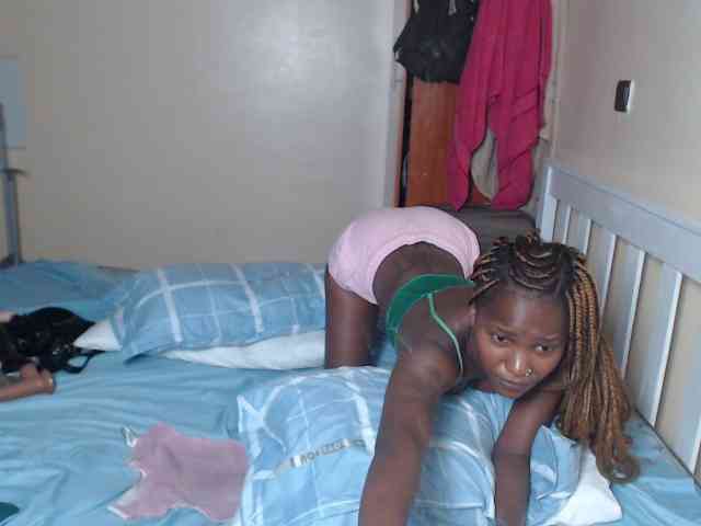 ItsYaGirlPookie webcam