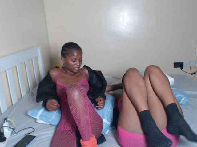 ItsYaGirlPookie webcam