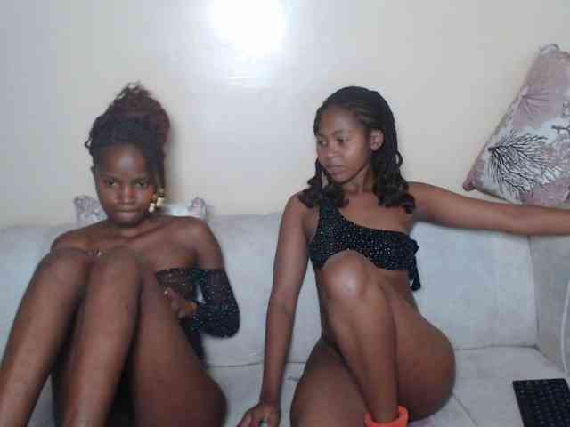 ItsYaGirlPookie webcam