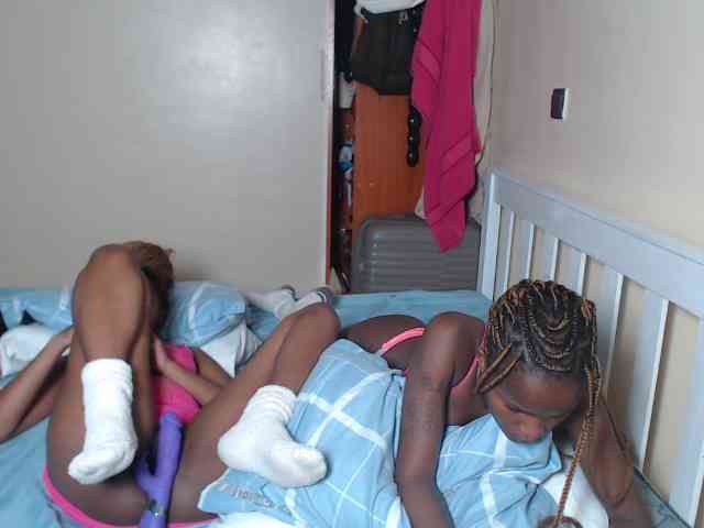 ItsYaGirlPookie webcam