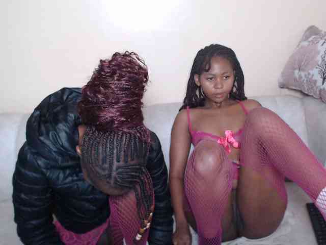 ItsYaGirlPookie webcam