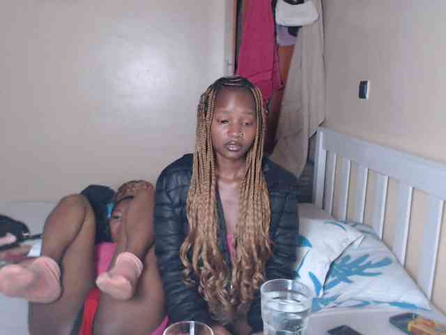 ItsYaGirlPookie webcam