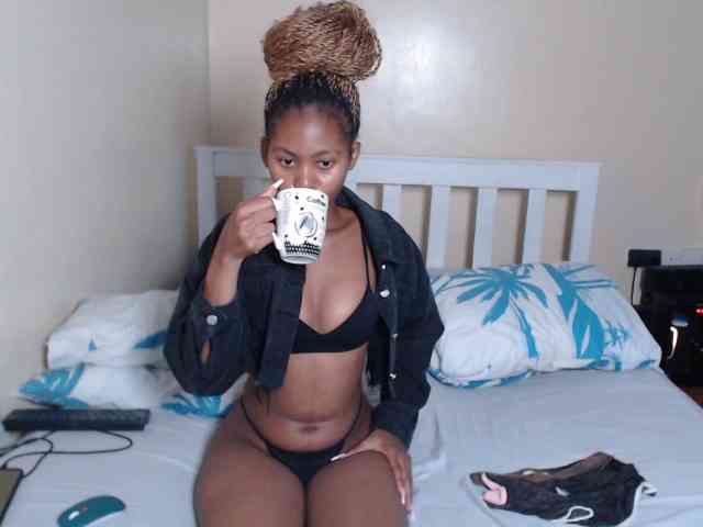 ItsYaGirlPookie webcam