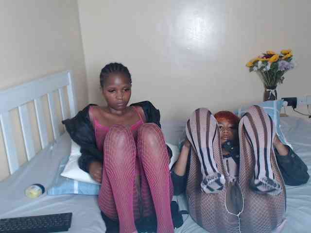 ItsYaGirlPookie webcam