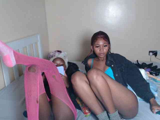 ItsYaGirlPookie webcam