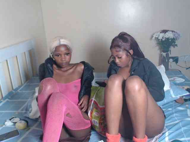 ItsYaGirlPookie webcam