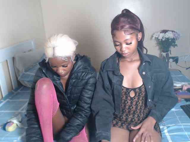 ItsYaGirlPookie webcam