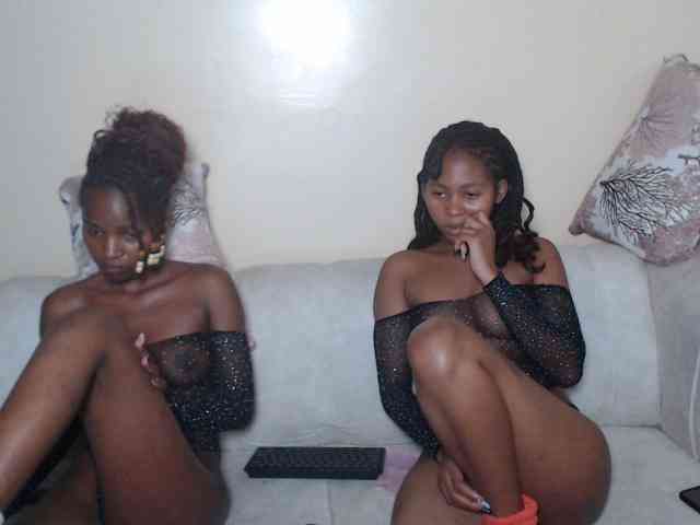 ItsYaGirlPookie webcam