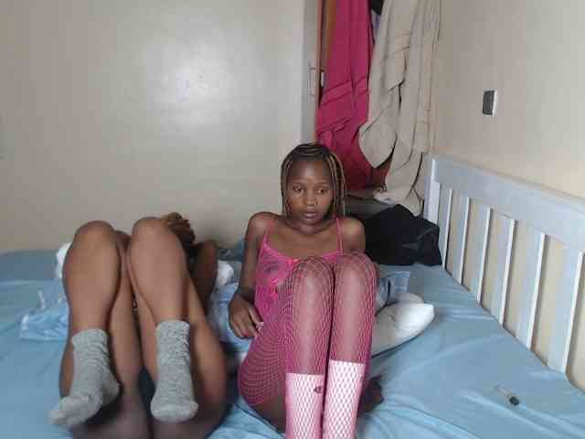 ItsYaGirlPookie webcam