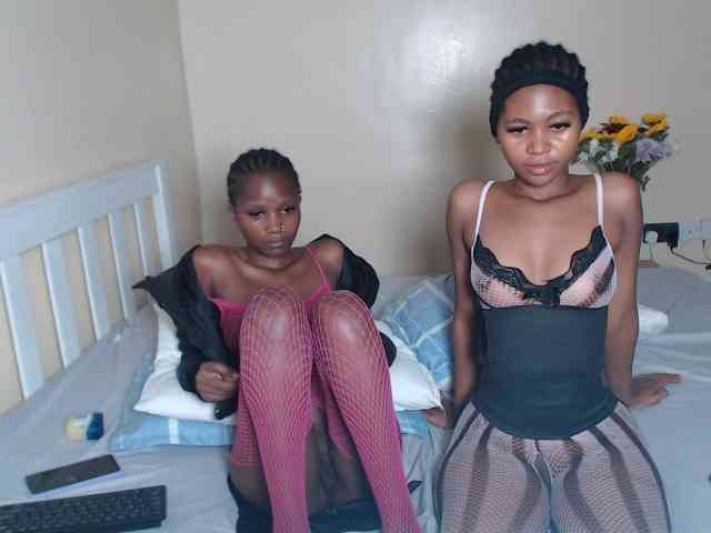 ItsYaGirlPookie webcam