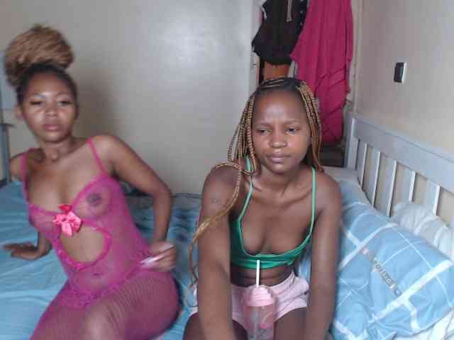 ItsYaGirlPookie webcam