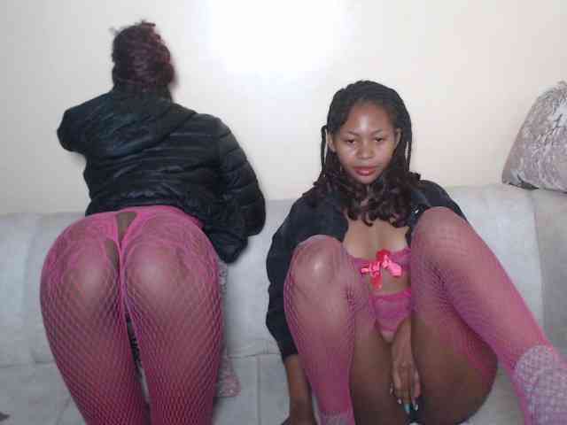 ItsYaGirlPookie webcam