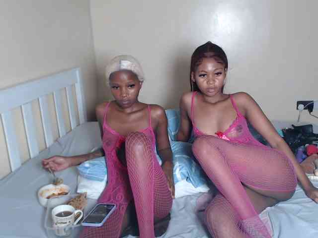 ItsYaGirlPookie webcam